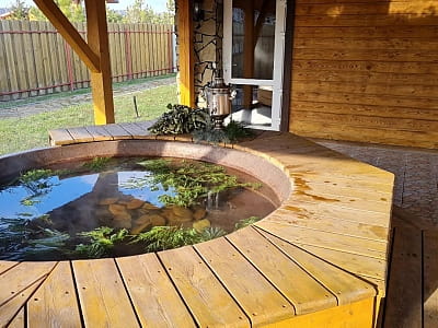 карпатский чан в загородном комплексе Bulanovo в селе Буланово Полтавской области