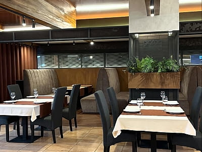 уютный ресторан на 60 мест в загородном комплексе Bulanovo в селе Буланово Полтавской области