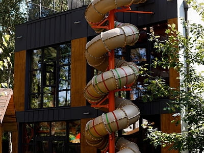 детский домик в загородном комплексе DOM в Киевской области