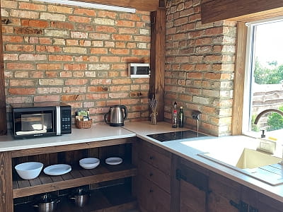 уютный домик для 2–4 гостей в загородном комплексе «Гринвич» в селе Залужье, в нескольких десятках минут езды от Тернополя