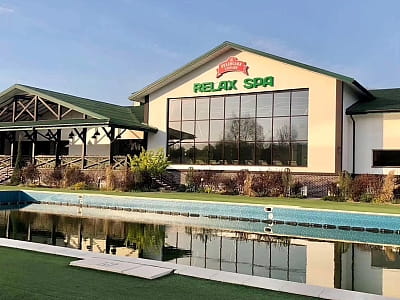 Отельно-ресторанный SPA-комплекс «Лубенская Слобода» расположен в живописном уголке Полтавщины, всего в двух километрах от исторического города Лубны. 