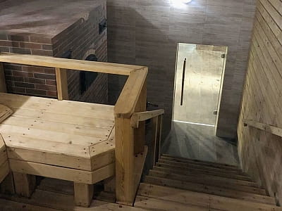 Славянская баня в загородном комплексе «Лубенская Слобода» в живописном уголке Полтавщины, всего в двух километрах от исторического города Лубны