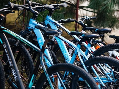 аренда велосипедов в загородном комплексе «Мыс Доброй Надежды» в селе Глоды Полтавской области на берегу реки Ворскла