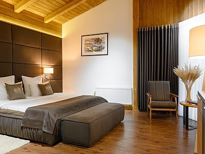 номера и коттеджи в загородном комплексе «Мыс Доброй Надежды» в селе Глоды Полтавской области на берегу реки Ворскла