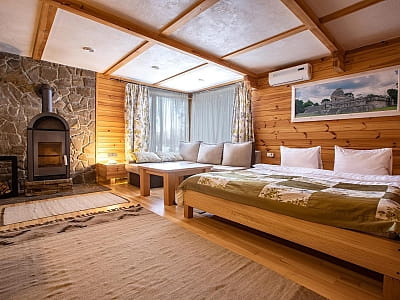 номера и коттеджи в загородном комплексе «Мыс Доброй Надежды» в селе Глоды Полтавской области на берегу реки Ворскла