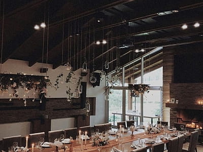 ресторан в загородном комплексе «Мыс Доброй Надежды» в селе Глоды Полтавской области на берегу реки Ворскла