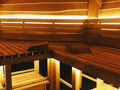 баня в загородном комплексе «Мыс Доброй Надежды» в селе Глоды Полтавской области на берегу реки Ворскла