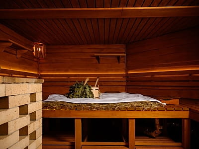 баня в загородном комплексе «Мыс Доброй Надежды» в селе Глоды Полтавской области на берегу реки Ворскла