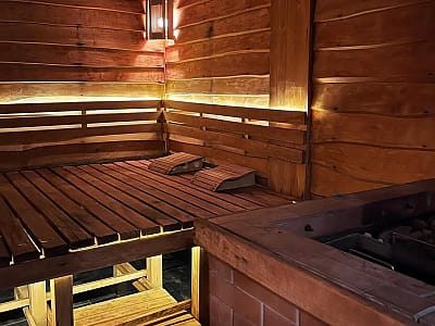 баня в загородном комплексе «Мыс Доброй Надежды» в селе Глоды Полтавской области на берегу реки Ворскла