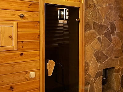 баня в загородном комплексе «Мыс Доброй Надежды» в селе Глоды Полтавской области на берегу реки Ворскла