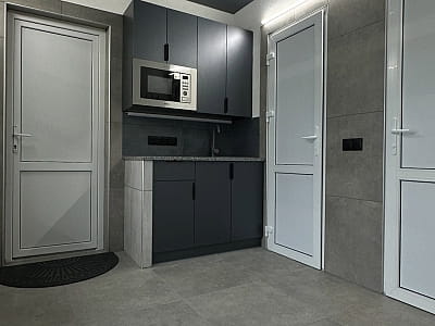 зона отдыха SPA-чана в загородном комплексе «Оазис Пляж» на набережной Ивачевского пруда недалеко от Тернополя