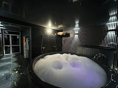 SPA-чан в загородном комплексе «Оазис Пляж» на набережной Ивачевского пруда недалеко от Тернополя