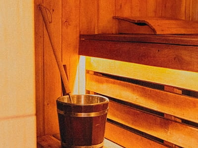 баня в загородном комплексе «Оазис Пляж» на набережной Ивачевского пруда недалеко от Тернополя