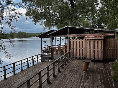 Загородный комплекс «Орлиное гнездо» — это сочетание природы, комфорта и разнообразных возможностей для отдыха.