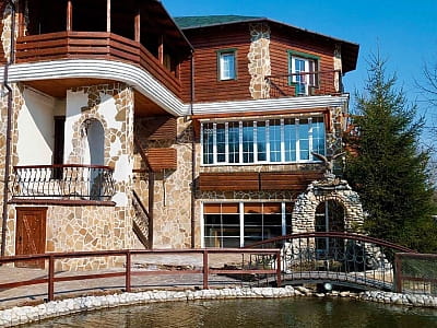 Загородный комплекс «Орлиное гнездо» — это сочетание природы, комфорта и разнообразных возможностей для отдыха.