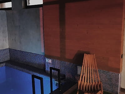 купель при сауне в загородном отдыхающем комплексе «Панорама HILL» в селе Горишня Выгнанка возле города Чертков