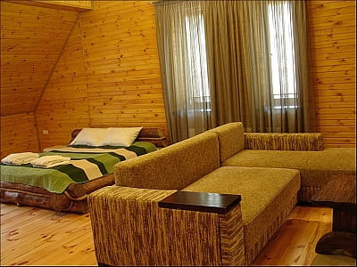 отель в загородном комплексе «Первый Кордон» в селе Медведевка Черкасской области