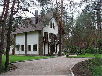 отель в загородном комплексе «Первый Кордон» в селе Медведевка Черкасской области