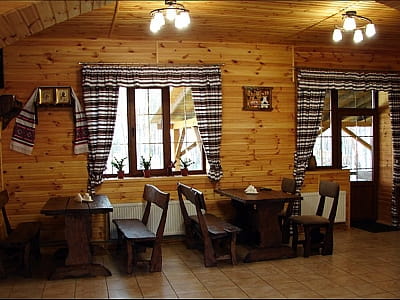 кафе в загородном комплексе «Первый Кордон» в селе Медведевка Черкасской области