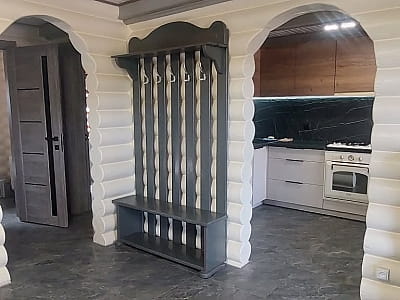 коттеджи для больших компаний, отдельные дома, семейные номера и домики на берегу озера с панорамными окнами в загородном комплексе «Смерекова Хата» в селе Кимната Тернопольской области