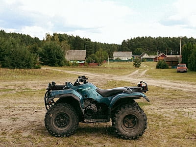прогулка на квадроциклах в загородном комплексе «Смерекова Хата» в селе Кимната Тернопольской области