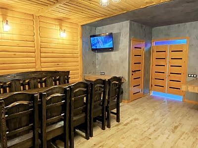 зона отдыха при бане в загородном комплексе «Точка Сбора» в селе Терентиевка Полтавской области