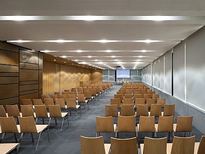 конференц-зал в загородном комплексе Verholy Relax Park в селе Сосновая Полтавской области