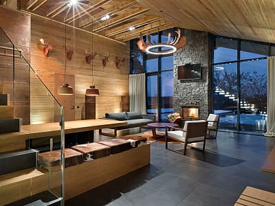 номера в корпусе, просторные коттеджи, уютные шале и виллы в загородном комплексе Verholy Relax Park в селе Сосновая Полтавской области