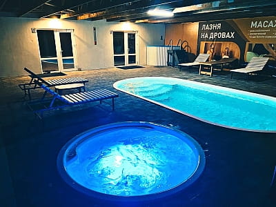 баня в загородном комплексе для семейного отдыха Bereg Holiday Park на живописном берегу, откуда открываются виды на водную гладь Днепра и Ворсклы