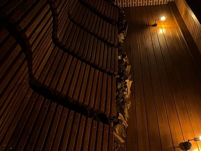 баня и крытые бассейны в загородном комплексе для семейного отдыха Bereg Holiday Park на живописном берегу, откуда открываются виды на водную гладь Днепра и Ворсклы