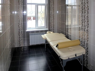 Массажный кабинет в загородном комплексе «Потоки Хауз» в живописном уголке Полтавщины, на берегу реки Днепр, в селе Каменные Потоки недалеко от Кременчуга.