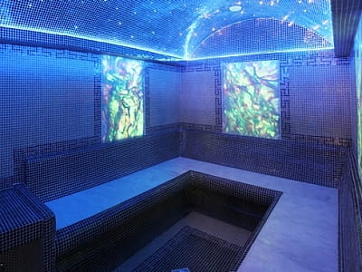 римская парная в загородном комплексе «Потоки Хауз» в живописном уголке Полтавщины, на берегу реки Днепр, в селе Каменные Потоки недалеко от Кременчуга.