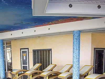 SPA в загородном комплексе «Потоки Хауз» в живописном уголке Полтавщины, на берегу реки Днепр, в селе Каменные Потоки недалеко от Кременчуга.