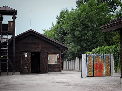 «Территория террора» — это не просто музей, а место глубокого осмысления истории, где память о жертвах тоталитарных режимов становится важным уроком для будущего. 