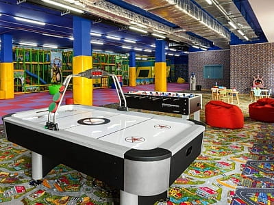 детская игровая зона в загородном комплексе ARDEN PALACE Medical Resort & SPA в поселке Сатанов Хмельницкой области