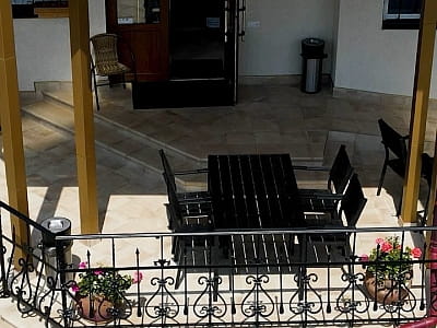 IN HOTEL — загородный отдых со СПА в Каменце-Подольском