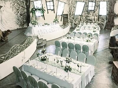 Сказочный ресторан «Лесная фея» в загородном комплексе «Ягода-Малина» в селе Головчинцы Хмельницкой области