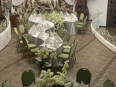 Сказочный ресторан «Лесная фея» в загородном комплексе «Ягода-Малина» в селе Головчинцы Хмельницкой области