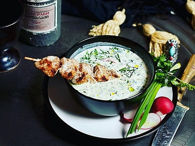 Популярные блюда для отдыха на природе: мясные блюда, закуски, напитки и барбекю в загородном комплексе АТК «Дача», расположенном в 7 км от Хмельницкого по Винницкой трассе