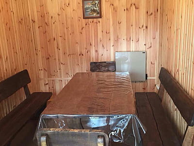 домики для компаний в загородном комплексе «Зеленая усадьба» в селе Давыдковцы недалеко от города Хмельницкого