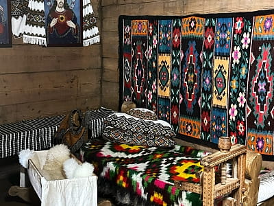 традиционная жизнь гуцулов, бойков и лемков в уникальном скансене в этнопарке «Гуцул Ленд» в Буковеле