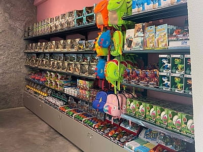 сувенирный магазин в парке УРУРУ недалеко от Львова