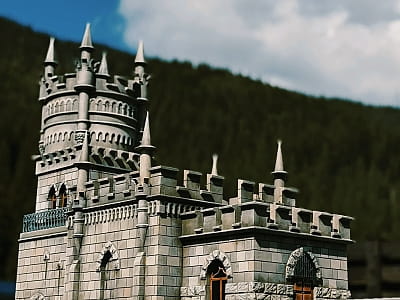 «Ласточкино гнездо» в миниатюре в парке-музее «Величественная Украина» в селе Поляница недалеко от Буковеля