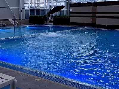 большой крытый бассейн в загородном комплексе Gr-Club Resort в Житомире
