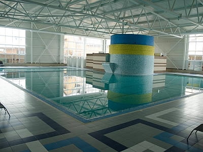 большой крытый бассейн в загородном комплексе Gr-Club Resort в Житомире