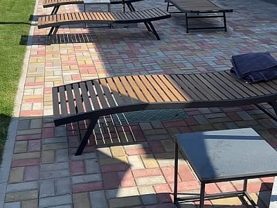 Крупнейший открытый бассейн города — Aqua Holiday в загородном комплексе Gr-Club Resort в Житомире