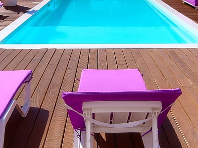 открытый бассейн в пляжном комплексе с бассейнами Sungrilla Secret Beach в Киеве