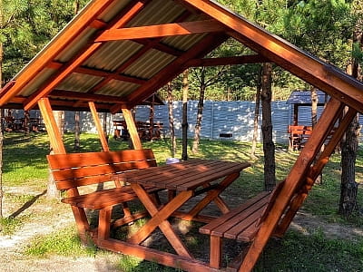 беседки в загородном комплексе «Zanzibar.Rivne» в селе Корчин Ровенской области