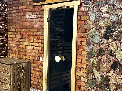 Зона отдыха бани в загородном комплексе «Zanzibar.Rivne» в селе Корчин Ровенской области