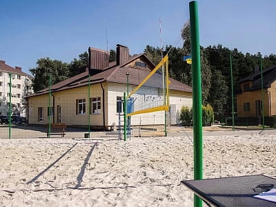волейбольная площадка в гостинично-ресторанном комплексе Makis недалеко от Луцка